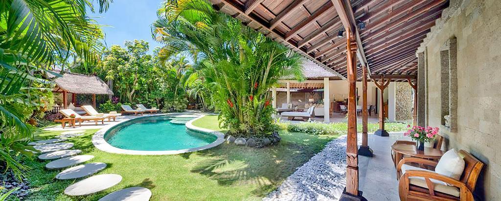 Villa Kubu Seminyak Ngoại thất bức ảnh