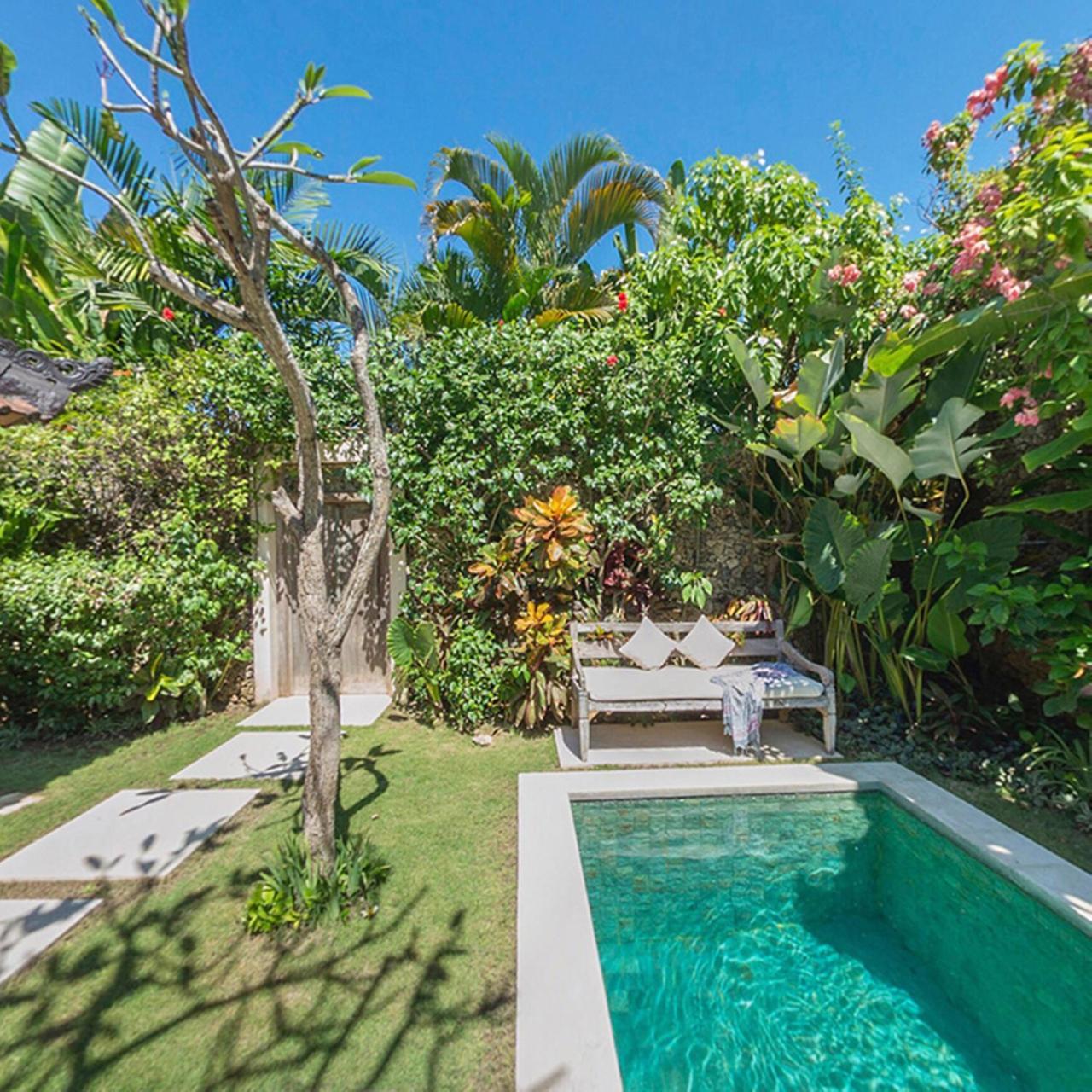 Villa Kubu Seminyak Ngoại thất bức ảnh