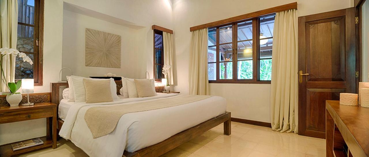 Villa Kubu Seminyak Ngoại thất bức ảnh