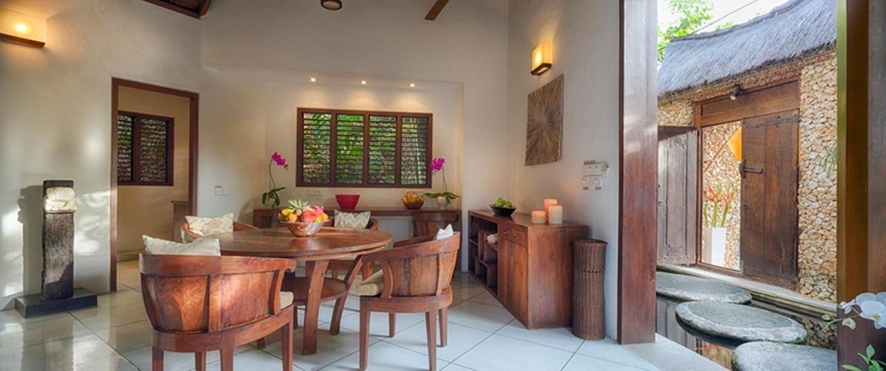 Villa Kubu Seminyak Ngoại thất bức ảnh